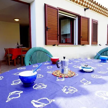 House On The Beach Apartmán Baia Sardinia
